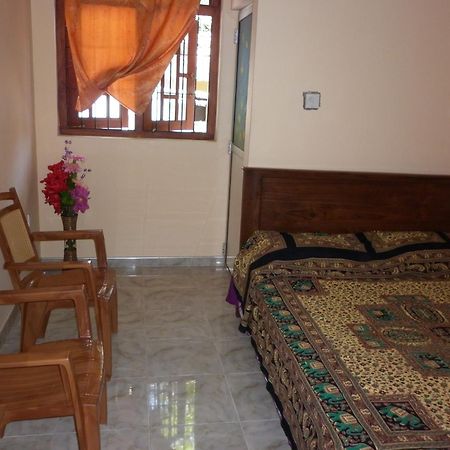 Seetha'S Hostel Negombo Buitenkant foto