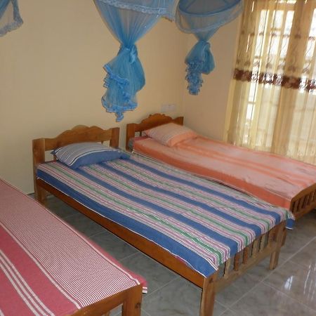 Seetha'S Hostel Negombo Buitenkant foto