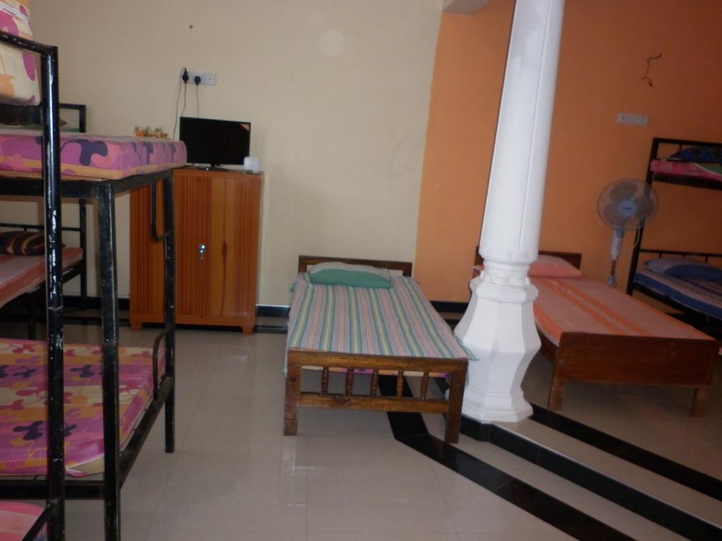 Seetha'S Hostel Negombo Kamer foto