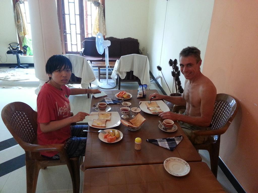 Seetha'S Hostel Negombo Buitenkant foto
