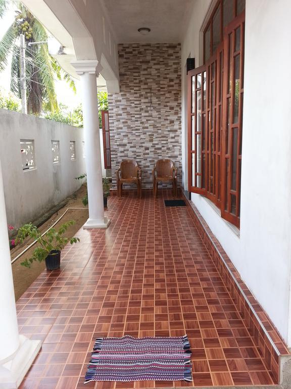 Seetha'S Hostel Negombo Buitenkant foto
